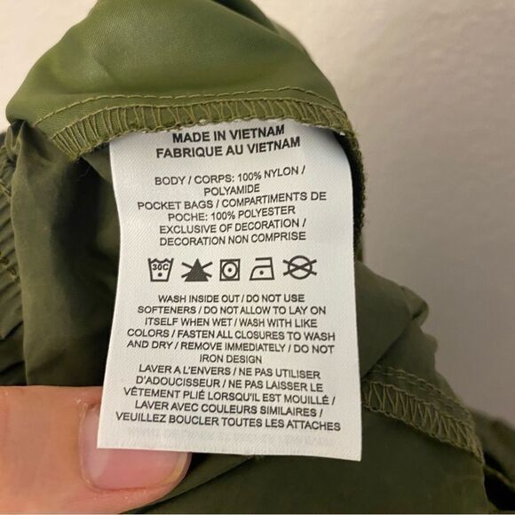 Nike Tech Essential Utility Shorts cargo Rough Green gorpcore nylon waterproof S - Picture 6 of 12